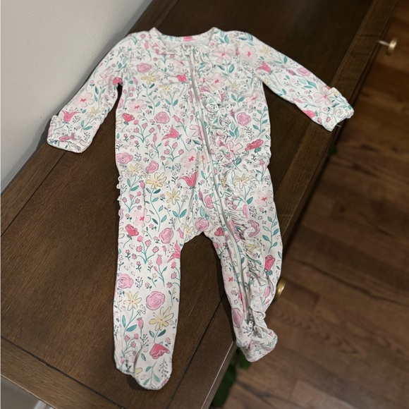 Caden Lane Floral Ruffle Zipper Footie - Picture 2 of 3